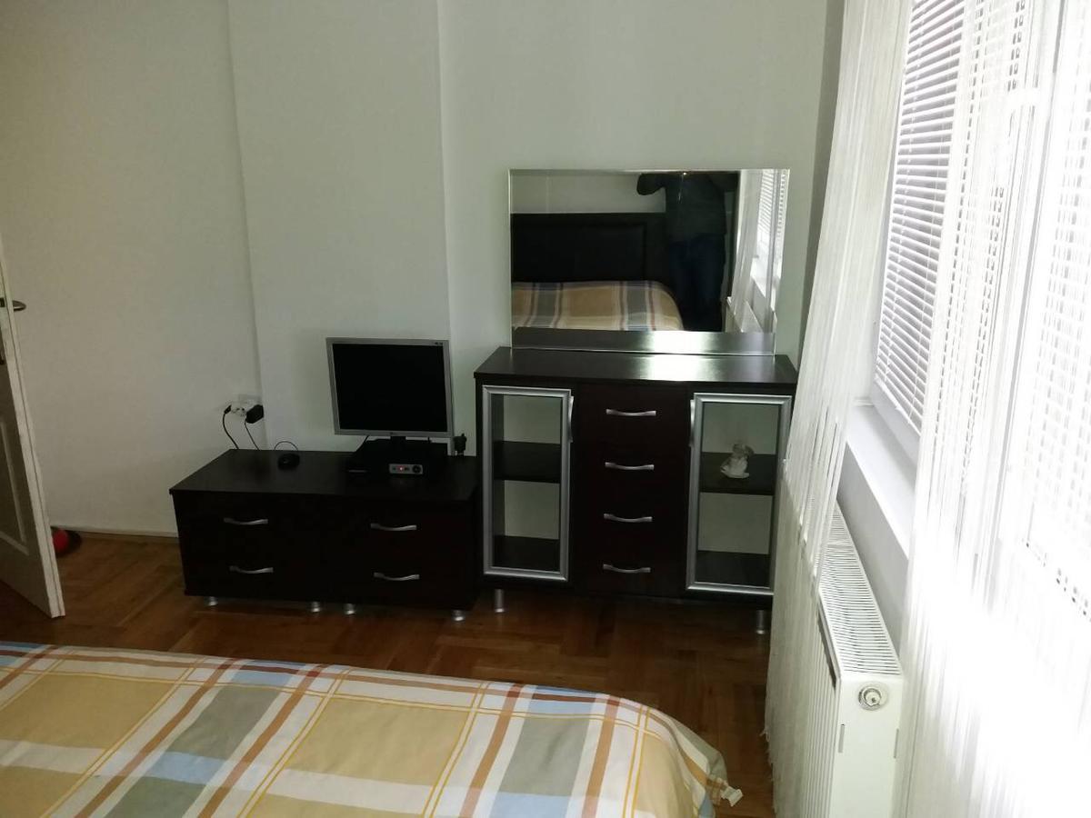 Tijana Apartment Ni Eksteriør bilde